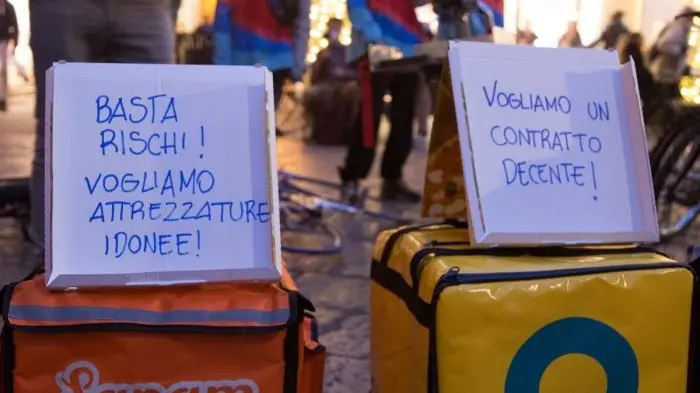 ARCHIVIO / Una protesta dei rider milanesi