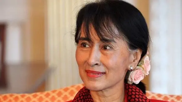 Aung San Suu Kyi (Foto da worldaidsdayworldwide.org)