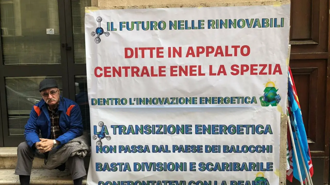 La protesta dei lavoratori Enel La Spezia