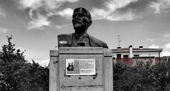 Cavriago, dove resiste il busto di Lenin