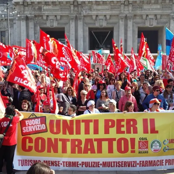 Sciopero del terziario: piazze piene