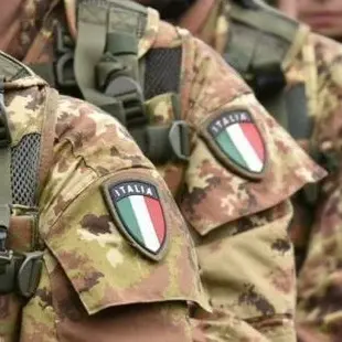 Libro Vannacci, Cgil: «Parole inaccettabili che disonorano Forze armate»