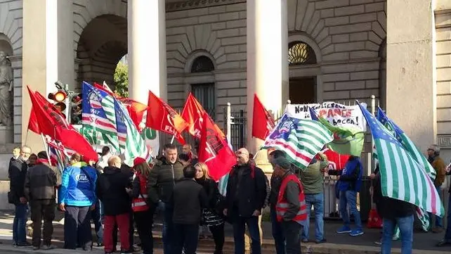 (fotografia di Flai Cgil Lombardia, pagina Facebook)