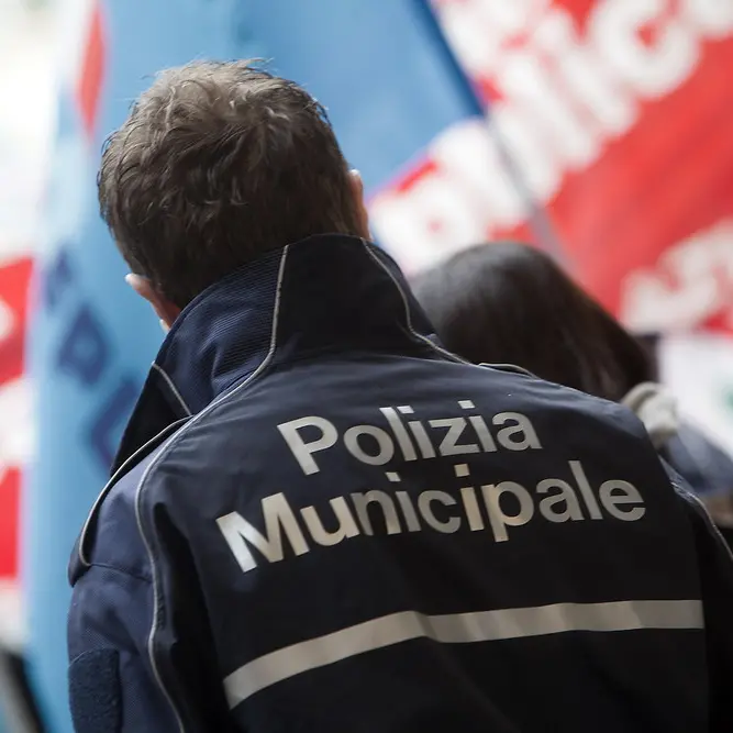 Fp Cgil chiede tutela per la Polizia Locale di Napoli