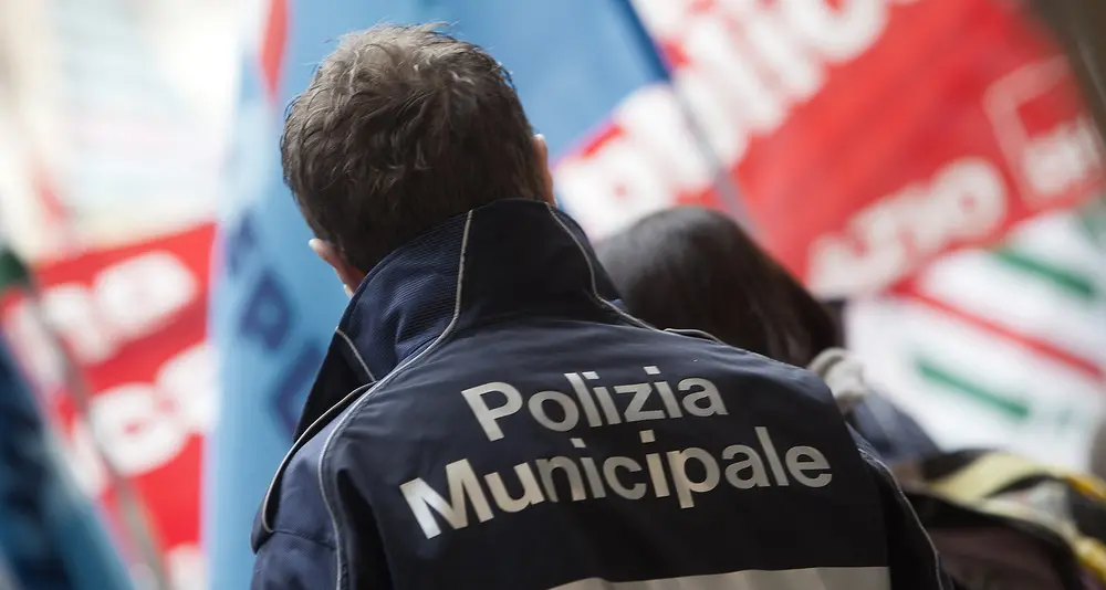 Fp Cgil chiede tutela per la Polizia Locale di Napoli