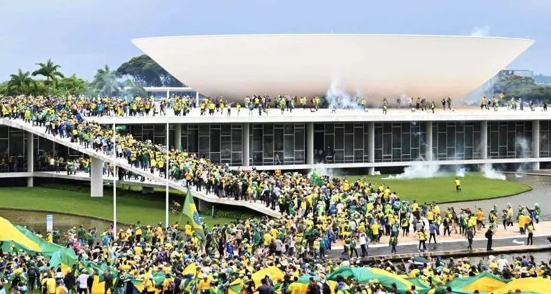 Brasile: Flai Cgil, assalto fascista