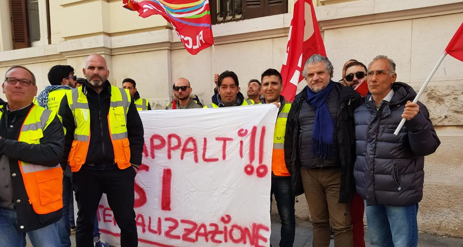 Aqpe Gest, lavoratori a tasche vuote pronti allo sciopero a oltranza