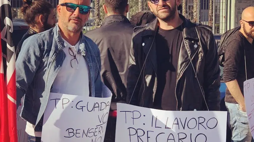 Una protesta dei precari Teleperfomance a Taranto