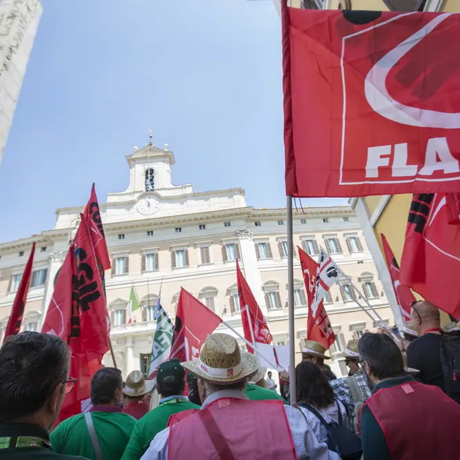 Dl dignità, i sindacati scrivono a Fico: «No ai voucher»