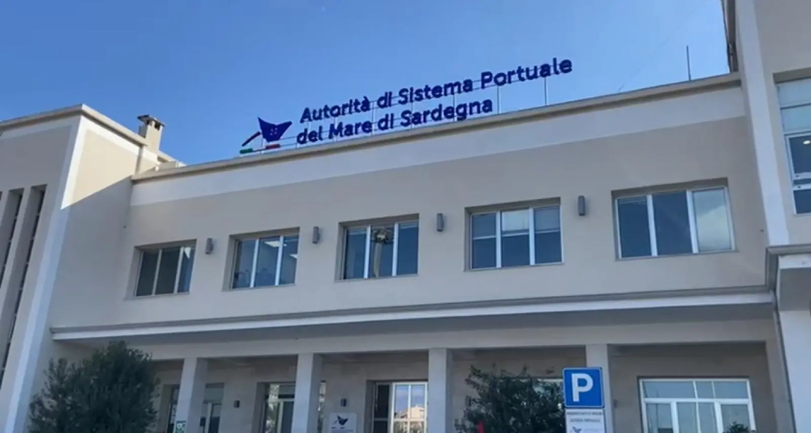 Cagliari, portuali in sciopero e presidio per la sicurezza