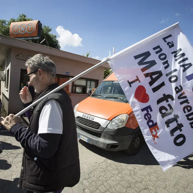 Catania: lavoratori Fedex al voto sull'accordo