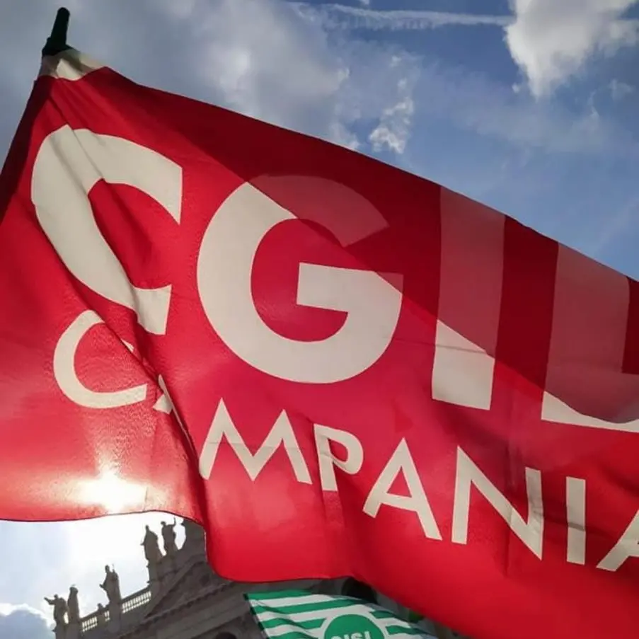 Cambia manovra, domani a Napoli la manifestazione regionale di Cgil Cisl Uil