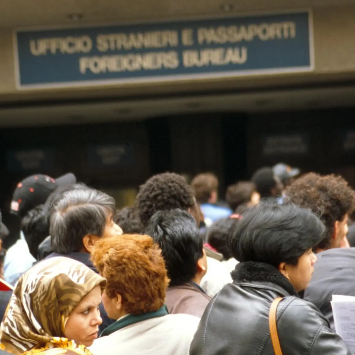 Inca: «Il governo si accanisce contro gli immigrati»