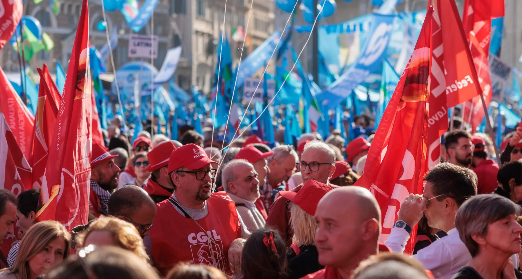 Scioperi, manifestazioni, assemblee, referendum: l’autunno caldo è già primavera