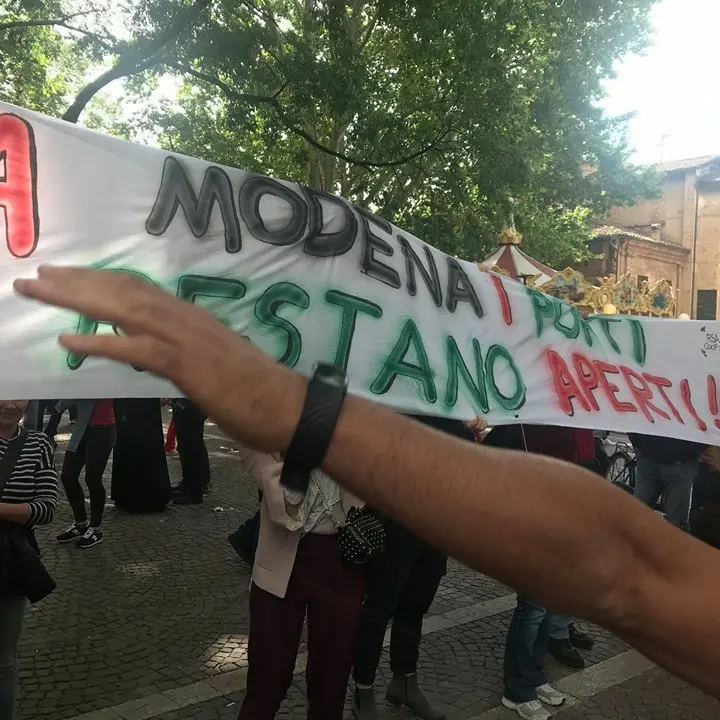 «Malmenate militanti Cgil dopo il comizio di Salvini»