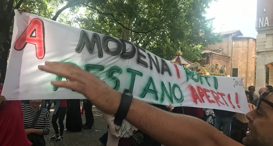 «Malmenate militanti Cgil dopo il comizio di Salvini»