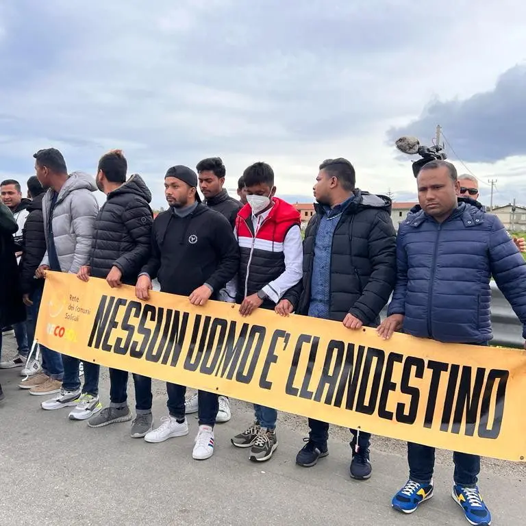 Palermo, 18 aprile: sit-in in Piazza Pretoria contro il Decreto Cutro