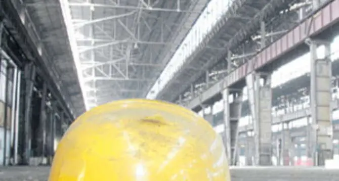 Bergamo, un operaio della Plastic Leffe muore schiacciato