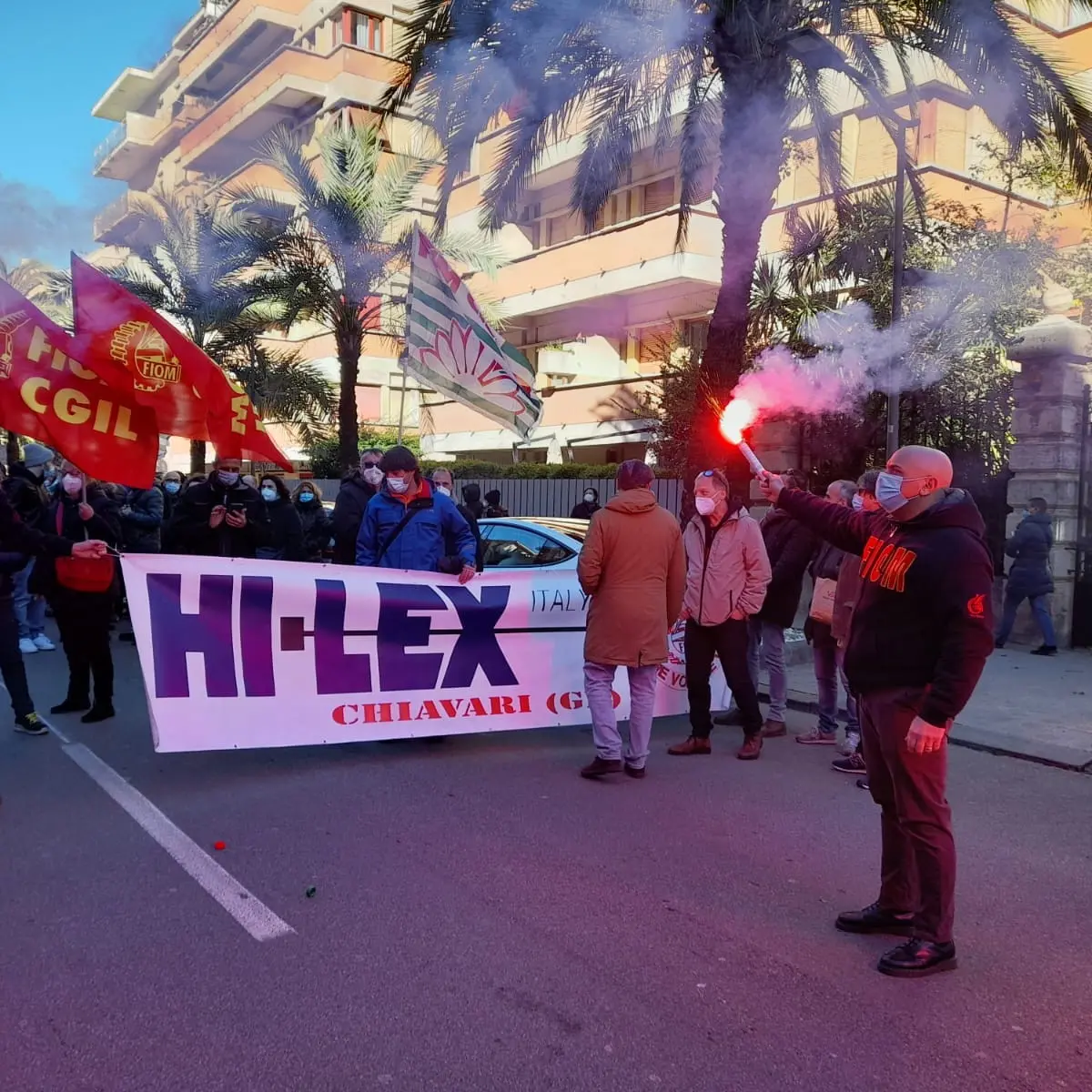 Hi-lex: Fiom Cgil, prosegue lotta contro i licenziamenti