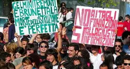 Scuola, sciopero e referendum