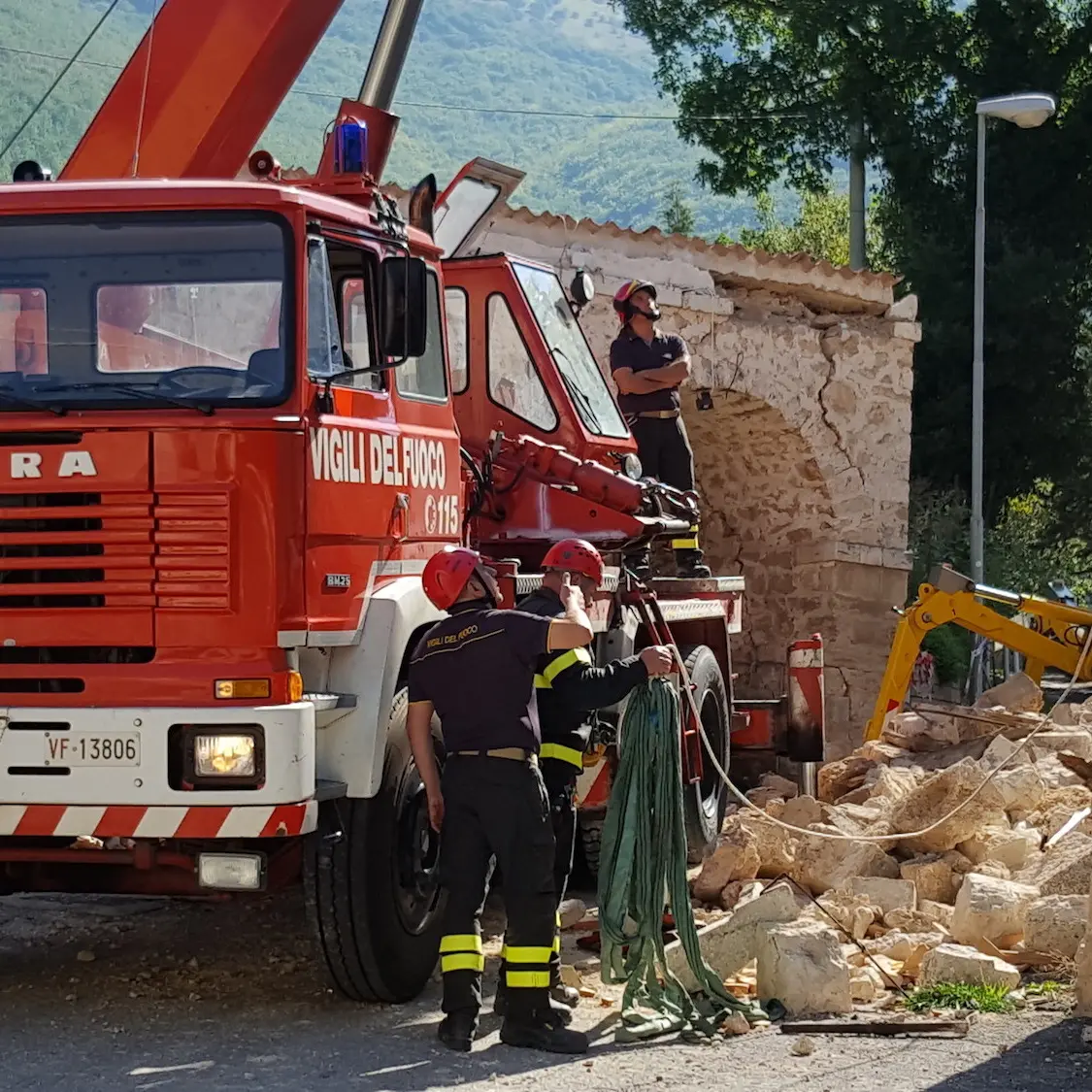 Liguria, 130 vigili del fuoco cercasi