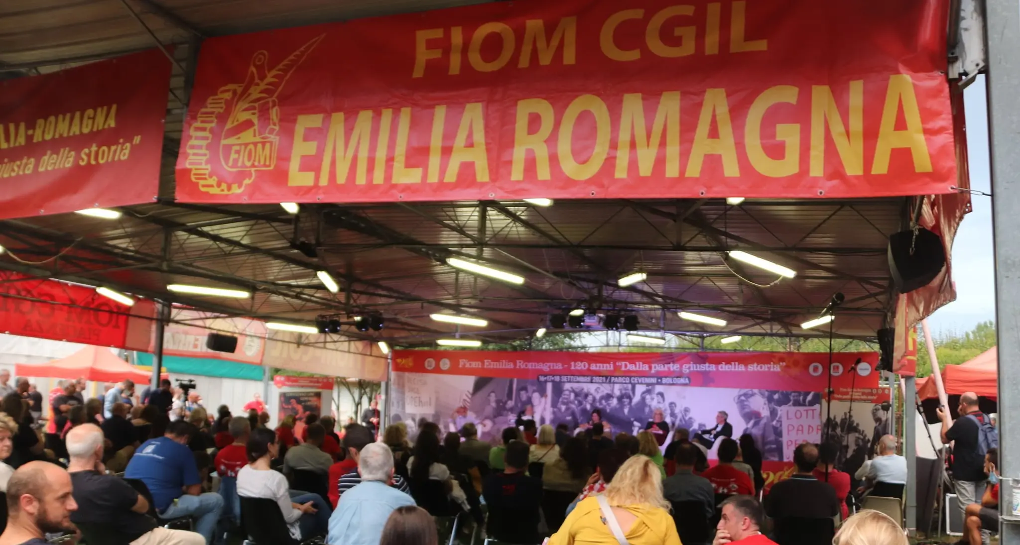 In Emilia-Romagna i metalmeccanici scioperano il 10 dicembre. E al fianco della Fiom c'è pure la Uilm