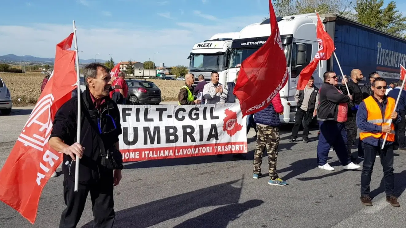 Blocco stradale della Filt Cgil Umbria 