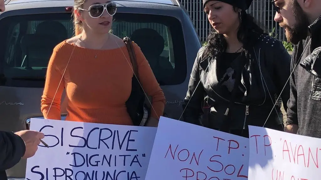 La protesta dei precari Teleperfomance a Taranto