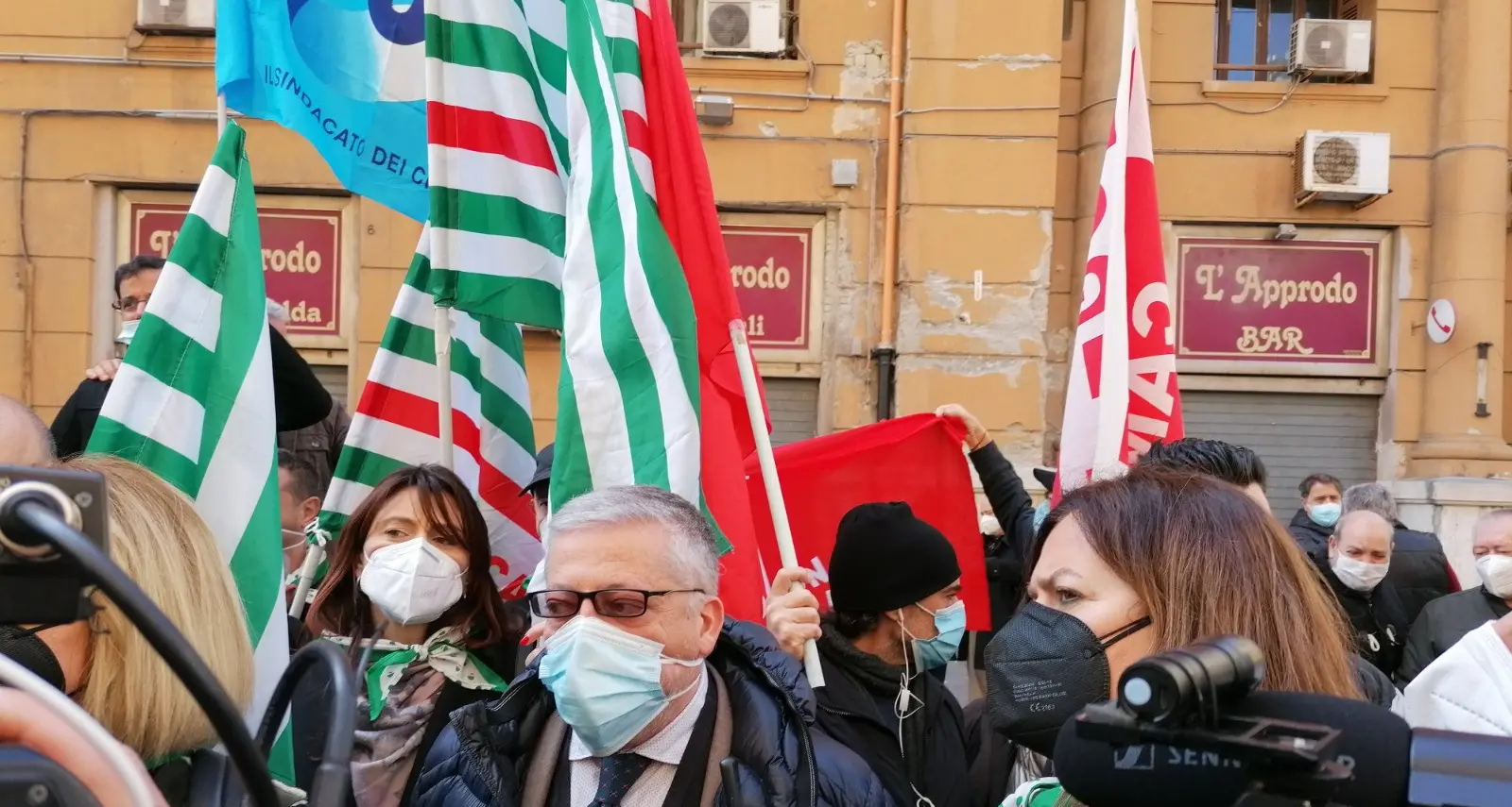 Cgil Cisl Uil Campania, da domani di nuovo in piazza: Basta silenzi