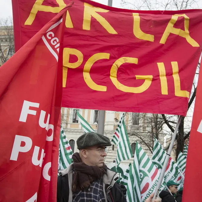 Contratto scaduto da sei anni, presidio a Roma