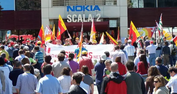 Esuberi alla Nokia, è sciopero