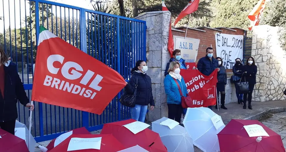 Eroi al bisogno: Brindisi, niente rinnovo per 141 sanitari precari