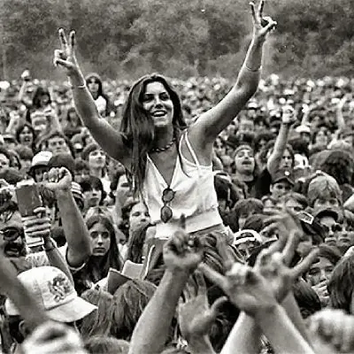 Le dieci cose da sapere su Woodstock, il più celebre raduno di massa del Novecento