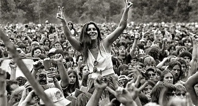 Le dieci cose da sapere su Woodstock, il più celebre raduno di massa del Novecento