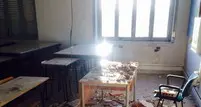 Salerno, crolla il soffitto di una scuola
