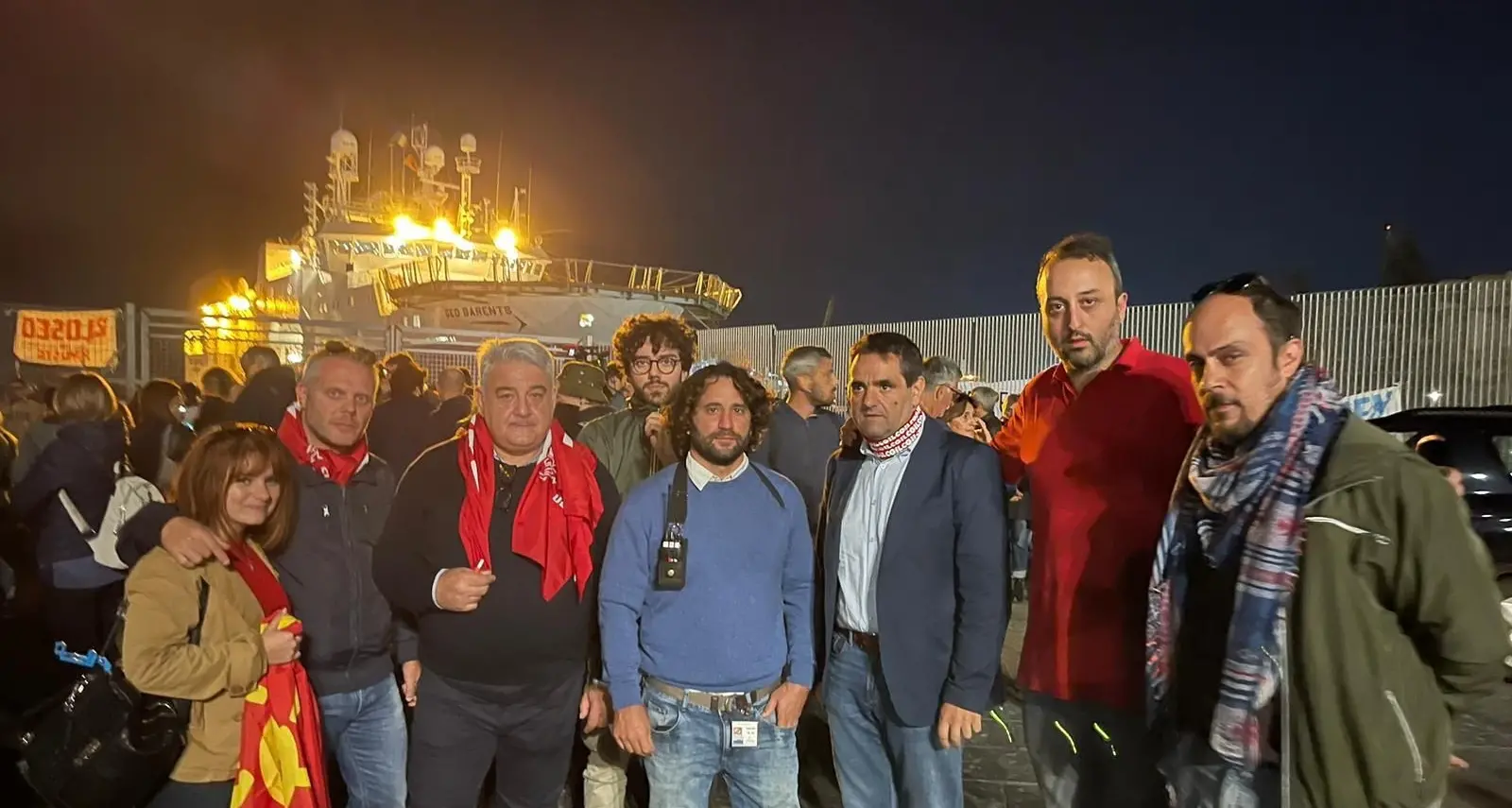 A Catania vince la società civile, tutti a terra i migranti