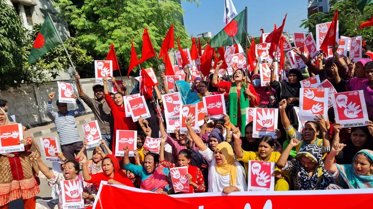 Make Amazon Pay, la protesta in Bangladesh