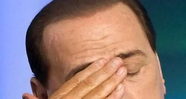 Famiglia cristiana: grave crisi e Berlusconi è sparito