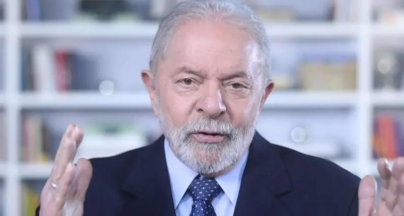 Lula: «Tempi moderni, storia antica»
