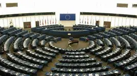 Il parlamento europeo (foto di C\\u00E9dric Puisney, da wikipedia)