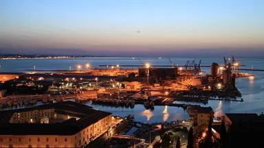 Il porto di Ancona (foto pixabay.com)