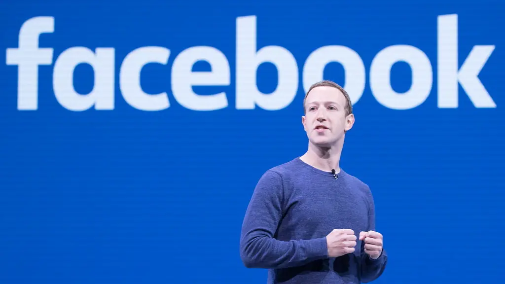 Crisi Facebook, 11 mila a casa