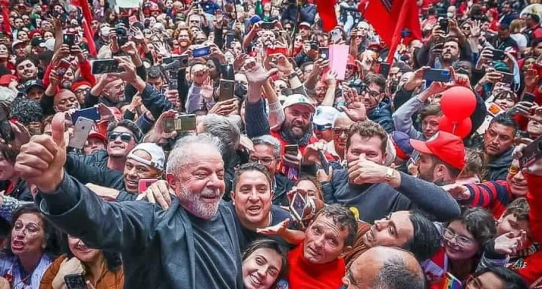 Ancora Lula, contro tutto e tutti