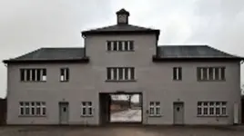 Sachsenhausen, un monito per l\\'umanit\\u00E0 (foto di Riccardo Valsecchi)