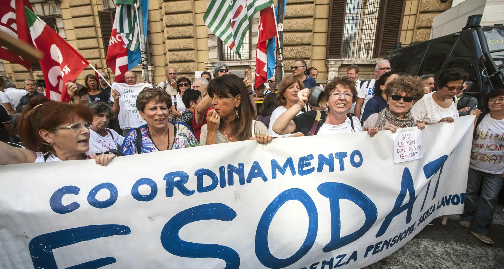 Presidi in tutta Italia contro la riforma Fornero
