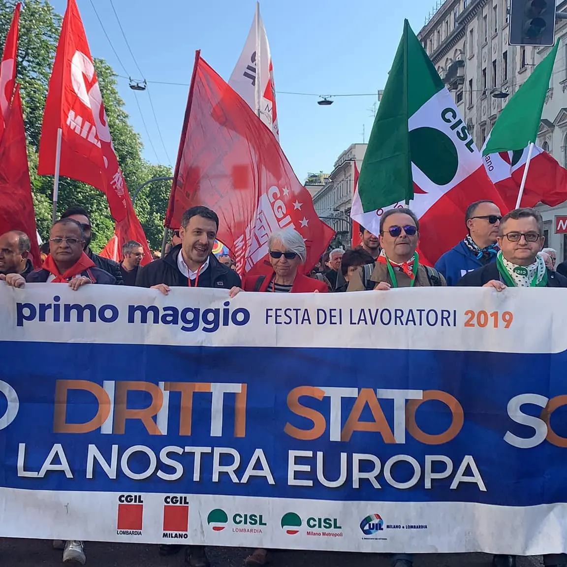 Primo Maggio, migliaia in piazza in Lombardia