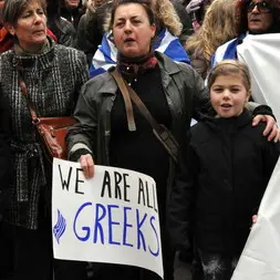 Grecia, la metà dei cittadini è a rischio povertà