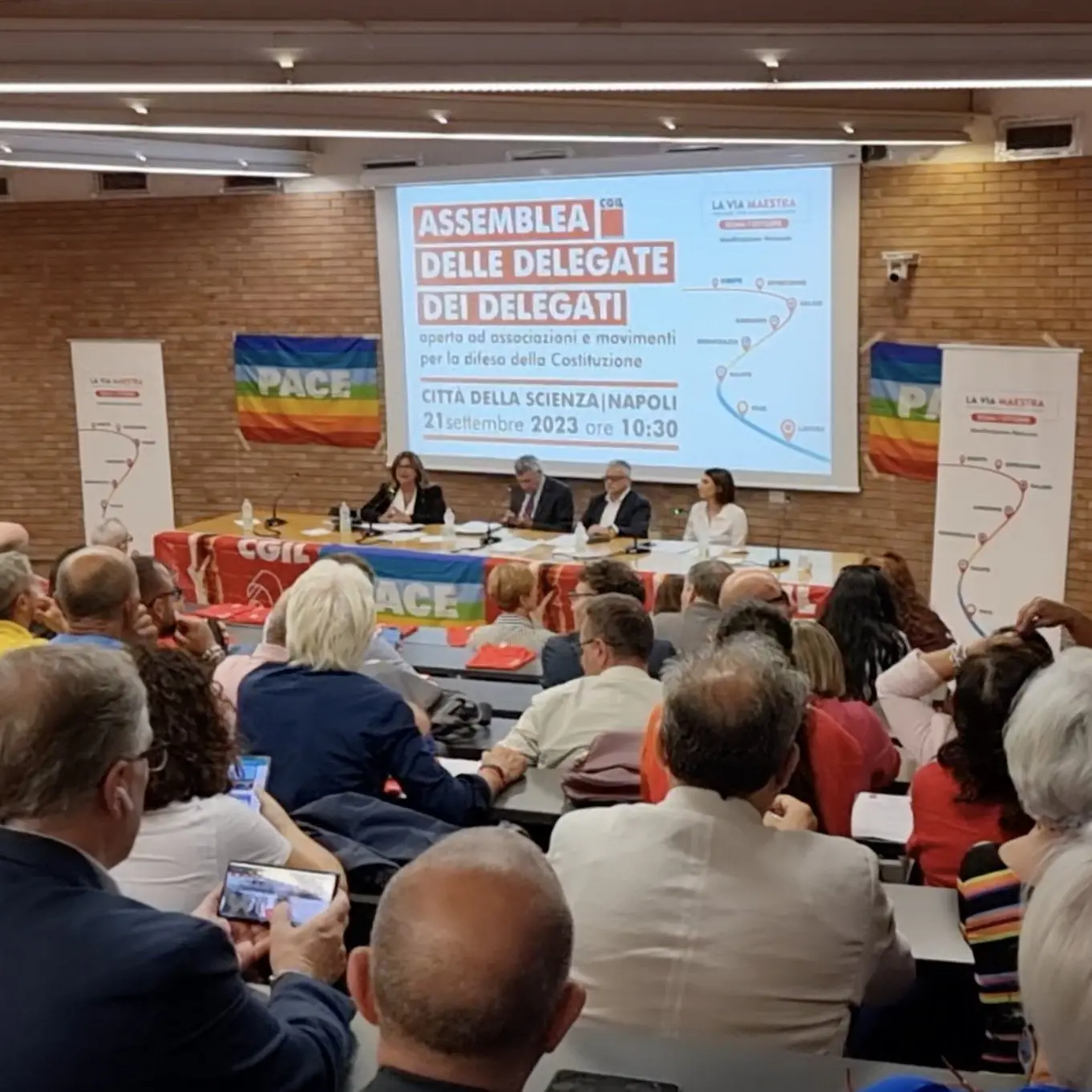Landini a Napoli: «Il governo ascolti i bisogni delle persone»