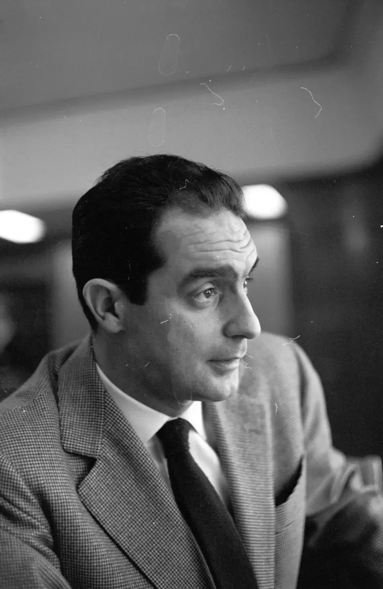 Italo Calvino: leggero, impegnato, fantastico
