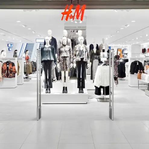 H&M: firmato il primo accordo integrativo